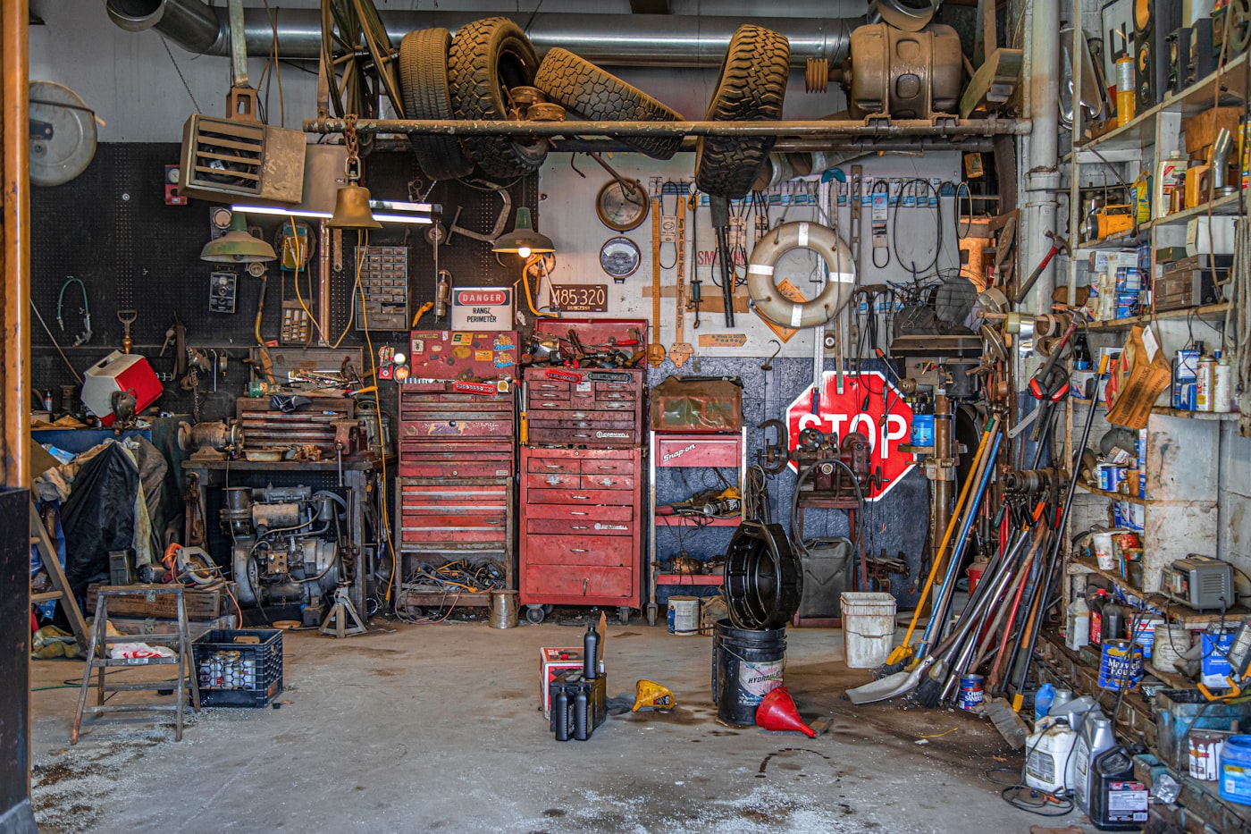 Intérieur de l'atelier PackGlide avec outils de détailing